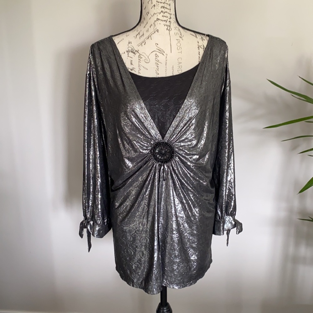 Silver tunic - Picture 7 of 12